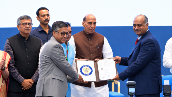 JCBL Group Receives DRDO Technology Transfer for Indigenous 20T Heavy Drop System for C-130/C-17 Aircraft
